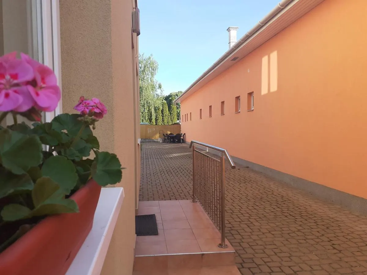 Aroma Apartman Hajduszoboszlo Apartment